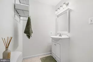 9123 Stonegarden Dr, Lorton, VA 22079 - Photo 40