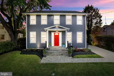 6925 Barrett Road, Falls Church, VA 22042 - Photo 4
