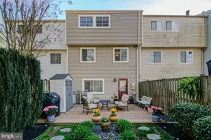 9802 Gabon Ct, Burke, VA 22015 - Photo 4