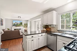 4016 Blue Slate Dr, Alexandria, VA 22306 - Photo 12