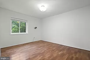 1631 Parkcrest Cir, Reston, VA 20190 - Photo 22