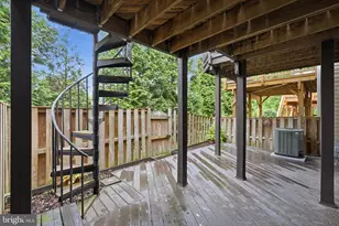 6320 Dunman Way, Alexandria, VA 22315 - Photo 28