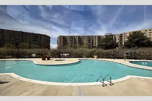 8360 Greensboro Dr, McLean, VA 22102 - Photo 38