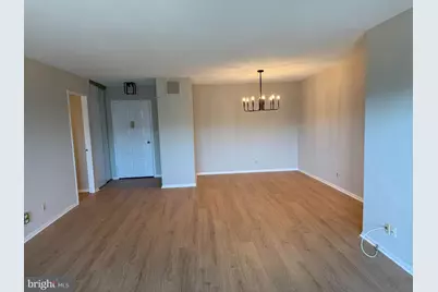 8360 Greensboro Drive #917, McLean, VA 22102 - Photo 10