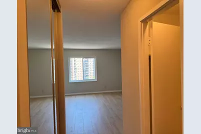 8360 Greensboro Drive #917, McLean, VA 22102 - Photo 22
