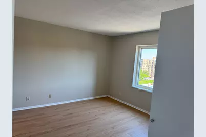 8360 Greensboro Drive #917, McLean, VA 22102 - Photo 14