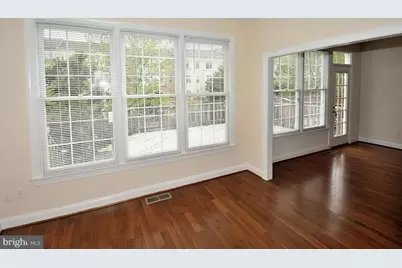 9425 Van Arsdale Drive, Vienna, VA 22181 - Photo 8