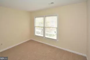 9425 Van Arsdale Dr, Vienna, VA 22181 - Photo 16