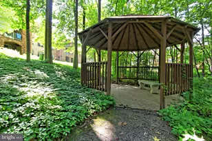 5835 Cove Landing Rd, Burke, VA 22015 - Photo 32