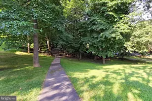 5835 Cove Landing Rd, Burke, VA 22015 - Photo 36