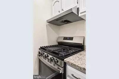 5835 Cove Landing Road #304, Burke, VA 22015 - Photo 12