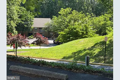 5835 Cove Landing Road #304, Burke, VA 22015 - Photo 2