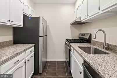 5835 Cove Landing Road #304, Burke, VA 22015 - Photo 10