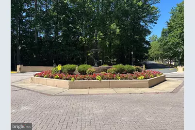 5835 Cove Landing Road #304, Burke, VA 22015 - Photo 6
