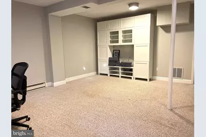 246 Commons Drive NW, Vienna, VA 22180 - Photo 14