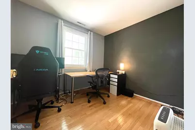 246 Commons Drive NW, Vienna, VA 22180 - Photo 12