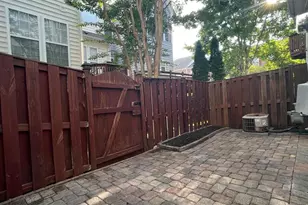 11451 Fogarty Ct, Fairfax, VA 22030 - Photo 32