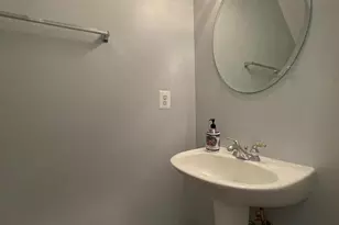 11451 Fogarty Ct, Fairfax, VA 22030 - Photo 10