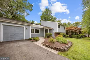 8629 Reseca Ln, Springfield, VA 22152 - Photo 8