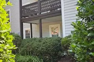 10143 Oakton Terrace Rd, Oakton, VA 22124 - Photo 4