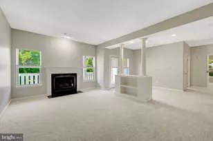 14301 Grape Holly Grove, Centreville, VA 20121 - Photo 8
