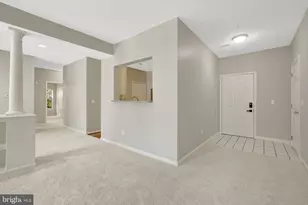 14301 Grape Holly Grove, Centreville, VA 20121 - Photo 6