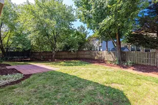 3002 Jeannie Anna Ct, Herndon, VA 20171 - Photo 16