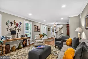 10424 Hampton Rd, Fairfax Station, VA 22039 - Photo 10