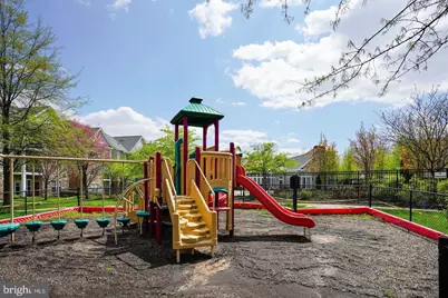 5121 Travis Edward Way #B, Centreville, VA 20120 - Photo 12