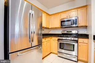 5121 Travis Edward Way, Centreville, VA 20120 - Photo 14