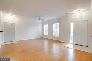 5121 Travis Edward Way, Centreville, VA 20120 - Photo 2