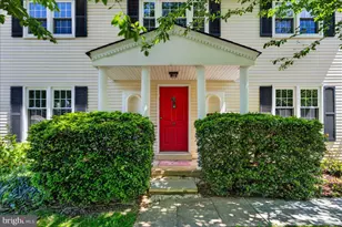 10142 Marshall Pond Rd, Burke, VA 22015 - Photo 2