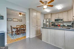 8307 Carrleigh Pkwy, Springfield, VA 22152 - Photo 12