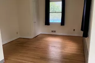4046 Elizabeth Ln, Fairfax, VA 22032 - Photo 10