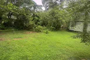 4046 Elizabeth Ln, Fairfax, VA 22032 - Photo 2