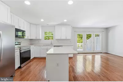 2709 Baronhurst Drive, Vienna, VA 22181 - Photo 4