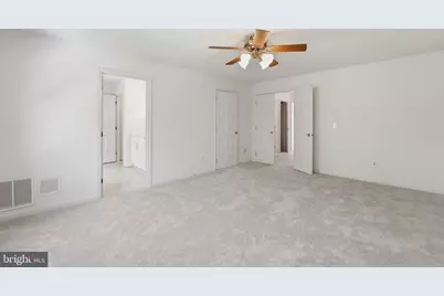 2709 Baronhurst Drive, Vienna, VA 22181 - Photo 12