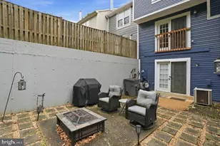 6320 Chimney Wood Ct, Alexandria, VA 22306 - Photo 24