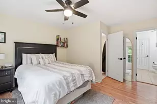 6320 Chimney Wood Ct, Alexandria, VA 22306 - Photo 14