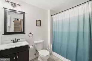 6320 Chimney Wood Ct, Alexandria, VA 22306 - Photo 18