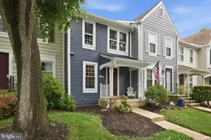 6320 Chimney Wood Ct, Alexandria, VA 22306 - Photo 2