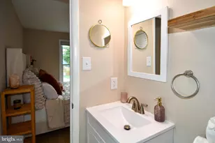 13703 Lynncroft Dr, Chantilly, VA 20151 - Photo 22
