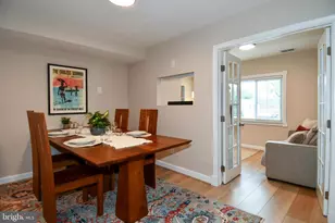 13703 Lynncroft Dr, Chantilly, VA 20151 - Photo 12