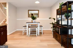 13703 Lynncroft Dr, Chantilly, VA 20151 - Photo 10
