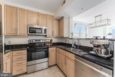 11760 Sunrise Valley Drive #813, Reston, VA 20191 - Photo 16
