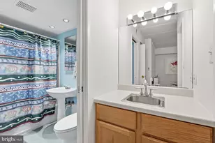 2326 Freetown Ct, Reston, VA 20191 - Photo 20