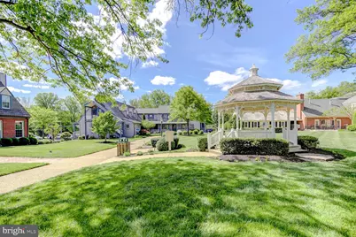 752 Walker Road #C, Great Falls, VA 22066 - Photo 20