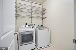 2665 Prosperity Ave, Fairfax, VA 22031 - Photo 18