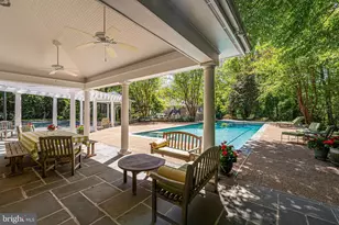 2402 Oakmont Ct, Oakton, VA 22124 - Photo 60