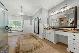 2402 Oakmont Ct, Oakton, VA 22124 - Photo 26